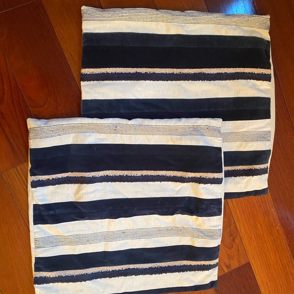 Pier 1 Striped Pillow Covers 18x18 - Picture 1 of 3